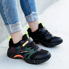 Run Light Casual