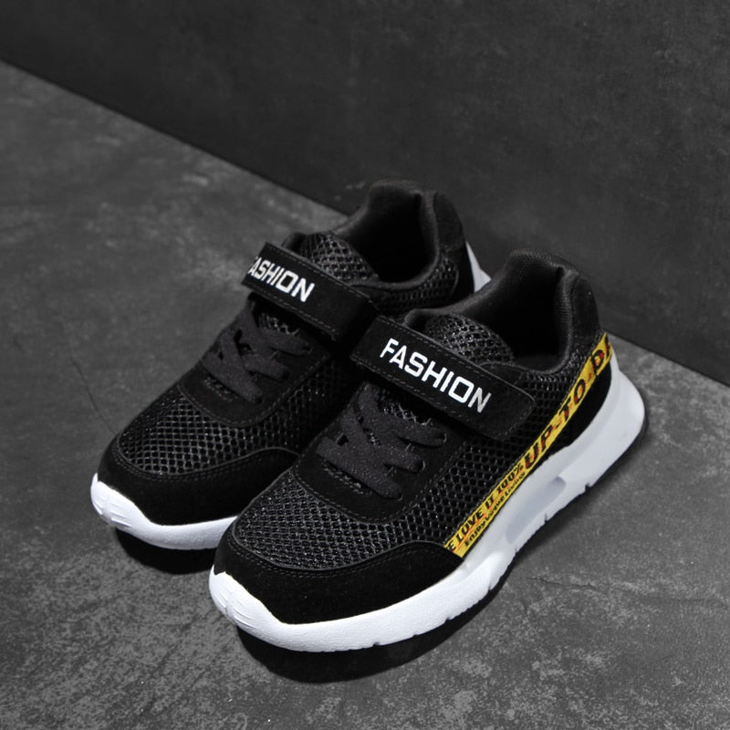Light Mesh Casual