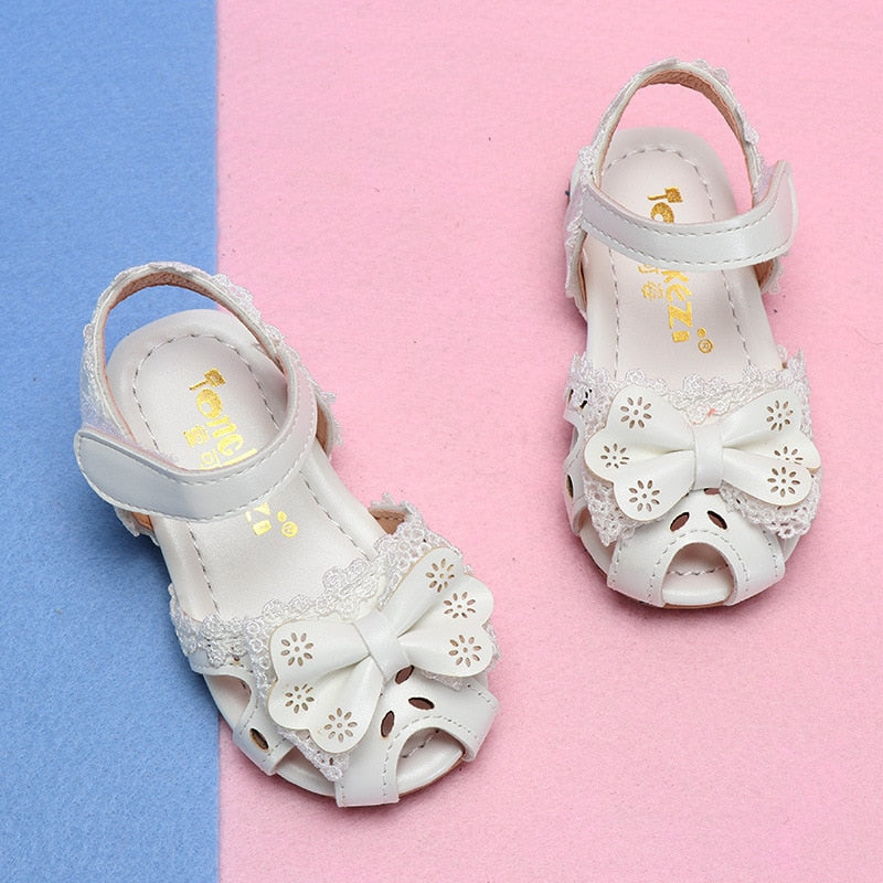 Cut-outs Sandals